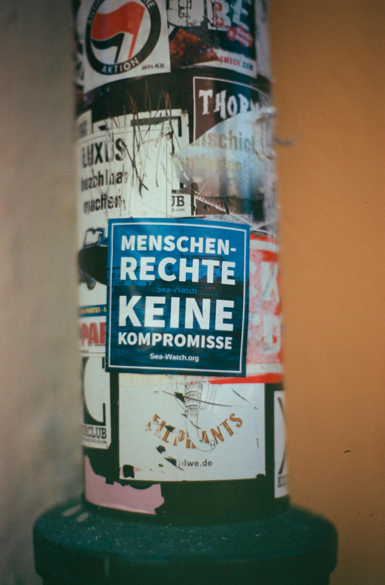 Human rights - no compromises. Made with Leica R7 (Year: 1994) and Leica Summilux-R 1.4 50mm (Year: 1983). Homemade analog scan. Film reel: Fujicolor Provia 100 (expired 2006)